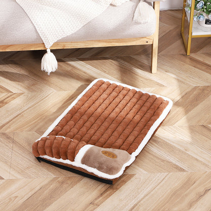 "Large Grid Rabbit Fur Pet Floor Mat: Perfectly Crafted for Comfort, Style, and Durability – Ideal Soft Surface for Your Beloved Pets to Relax and Play"