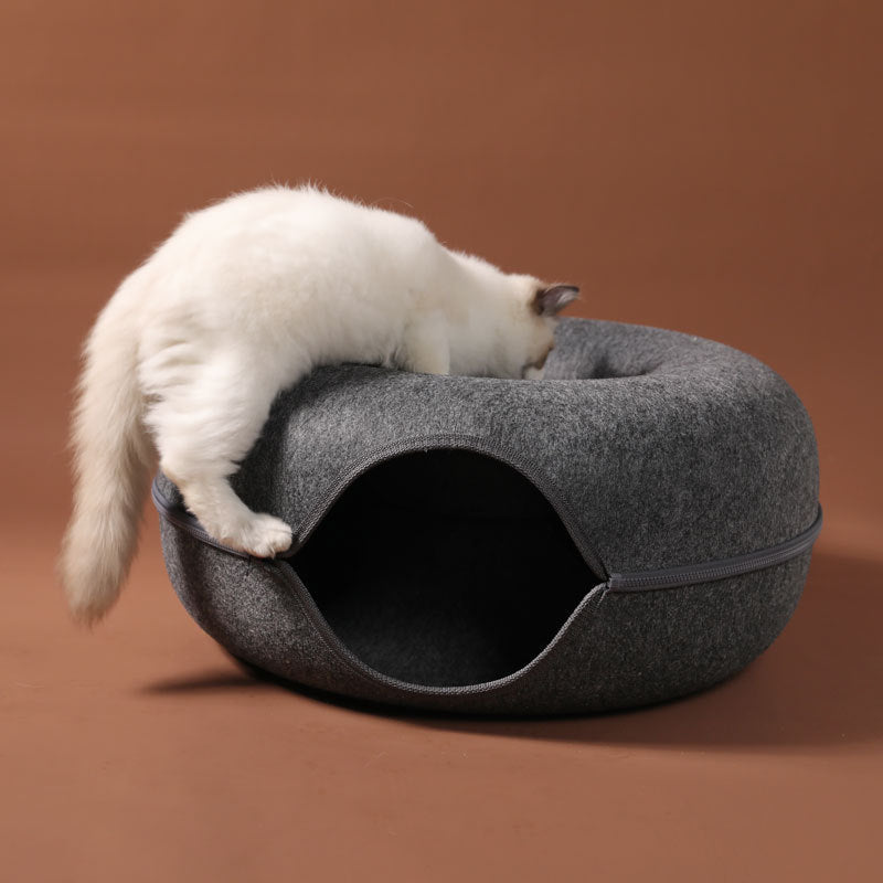 "Year-Round Comfort: The Versatile Four Seasons Cat Nest – A Round Woolen Felt Pet Retreat That Doubles as a Tunnel and Interactive Training Toy for Engaging Playtime in Stylish Grey Felt Design!"