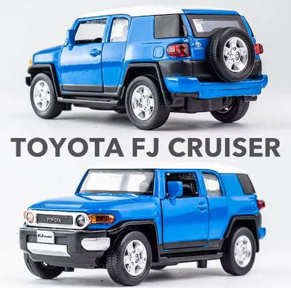 "Toyota FJ Cruiser Alloy Model Car Toy – Highly Detailed Off-Road Vehicle with Opening Doors, Sound & Light Features, Pull-Back Action, and Realistic Simulation for Collectors and Toy Enthusiasts"