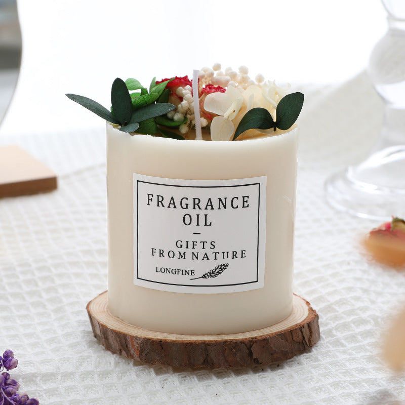 "Enchanting Dried Flower Decor: Elevate Your Space with Romantic Candles for an Inviting Atmosphere Perfect for Intimate Gatherings, Cozy Evenings, and Special Celebrations, Creating Lasting Memories in Every Glow."